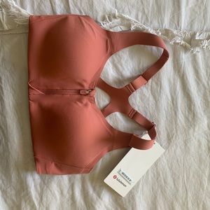 Brand new lulu lemon workout bra.